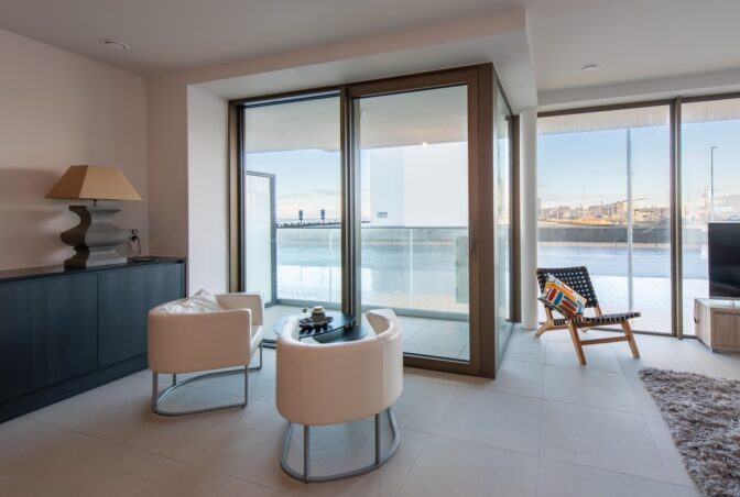 Edc2f049572be03d86aef3c4273f5659cbc97bdfd9d7bacbbd23a80bee700cc7